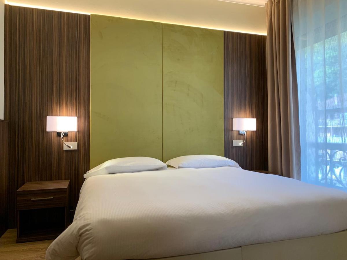 Hotel Brescia Boario Terme Екстериор снимка