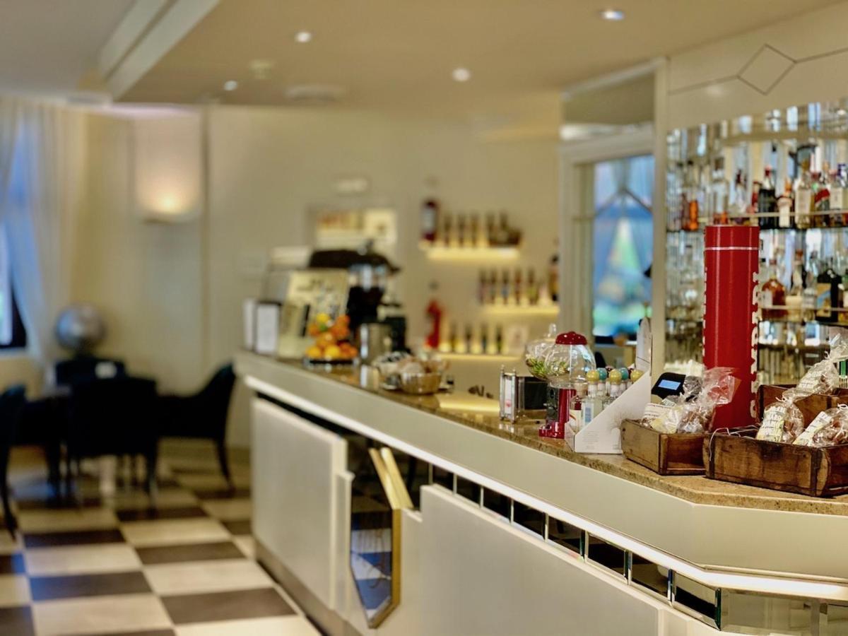 Hotel Brescia Boario Terme Екстериор снимка