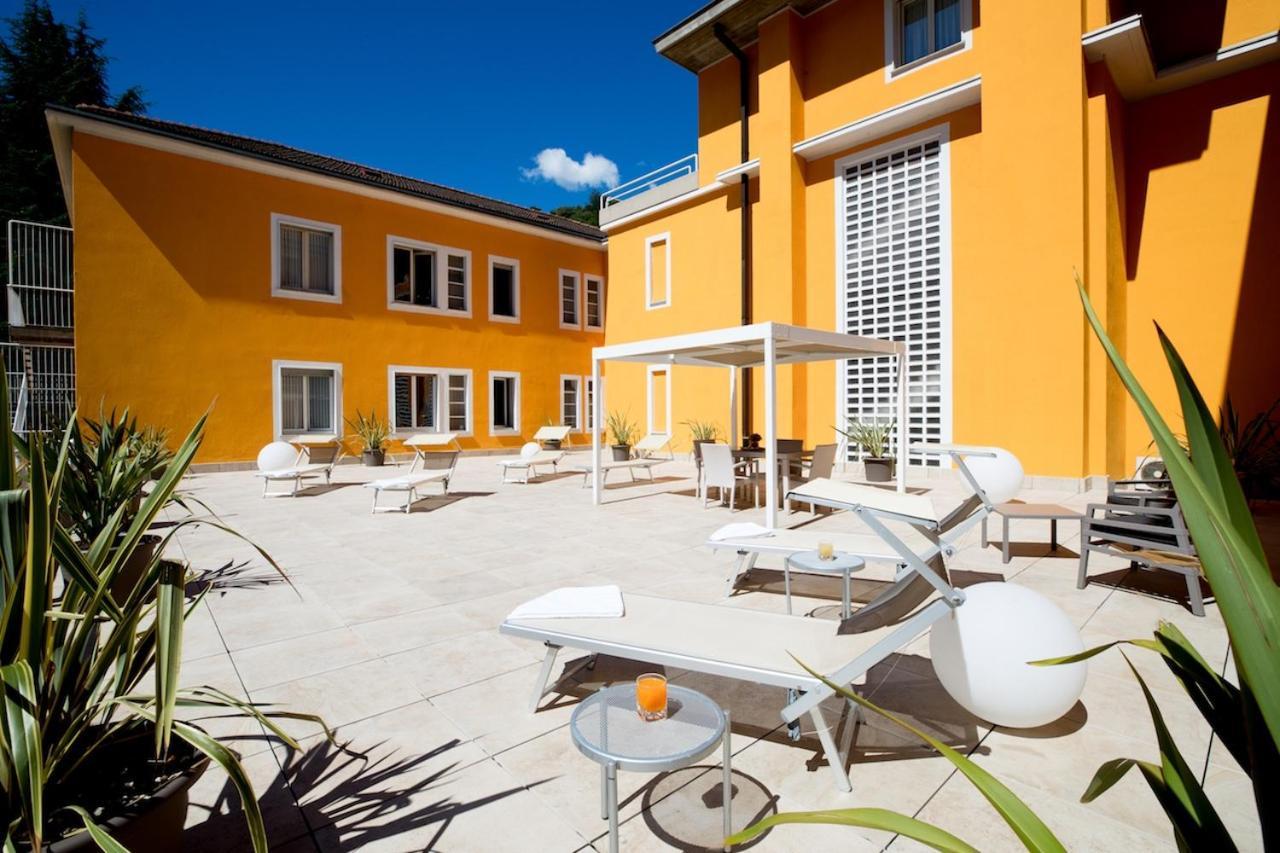 Hotel Brescia Boario Terme Екстериор снимка