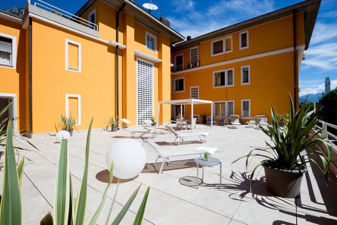 Hotel Brescia Boario Terme Екстериор снимка